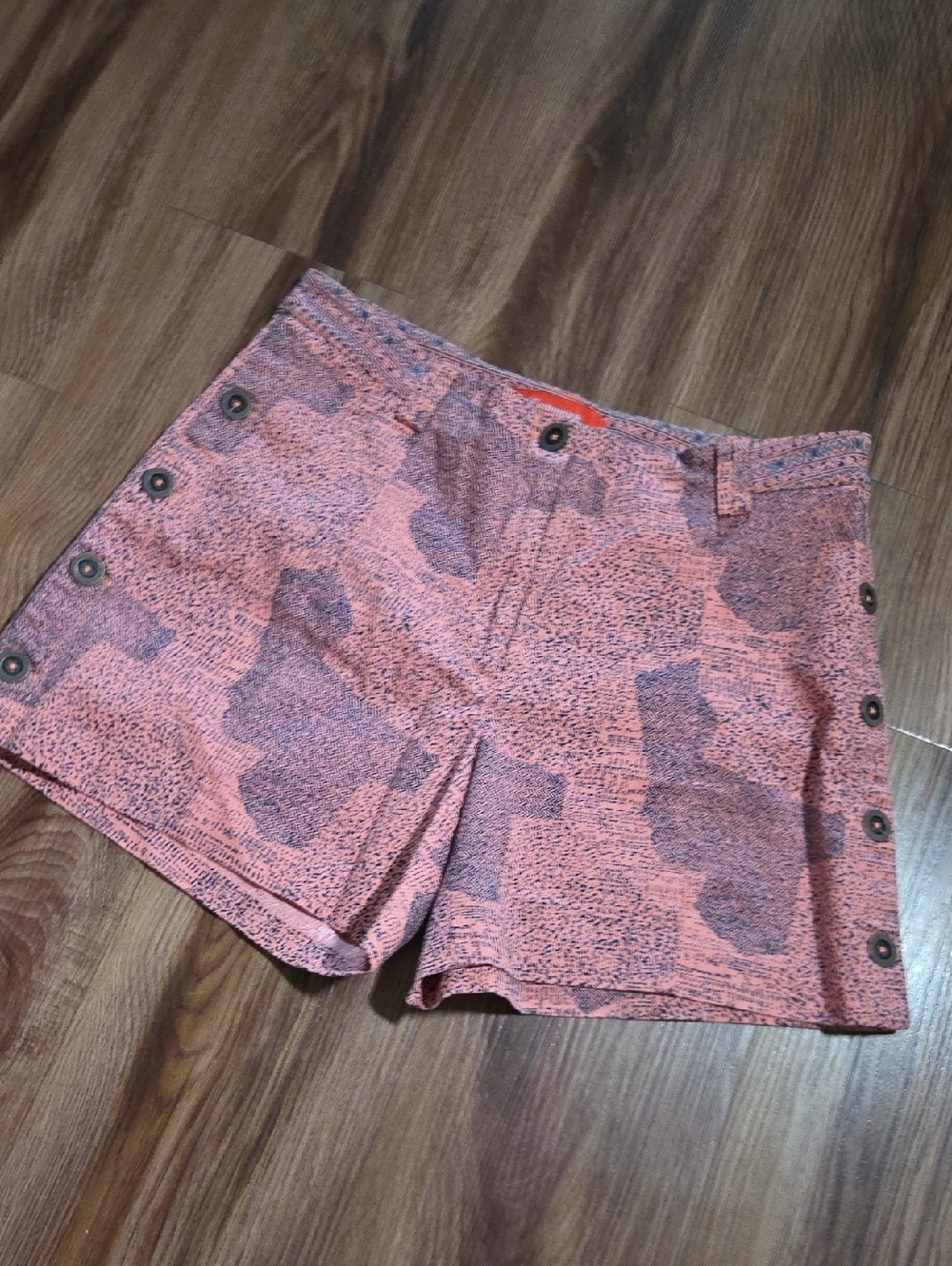 Cartonnier Coral Patterned Jean Shorts with Side Snap Details